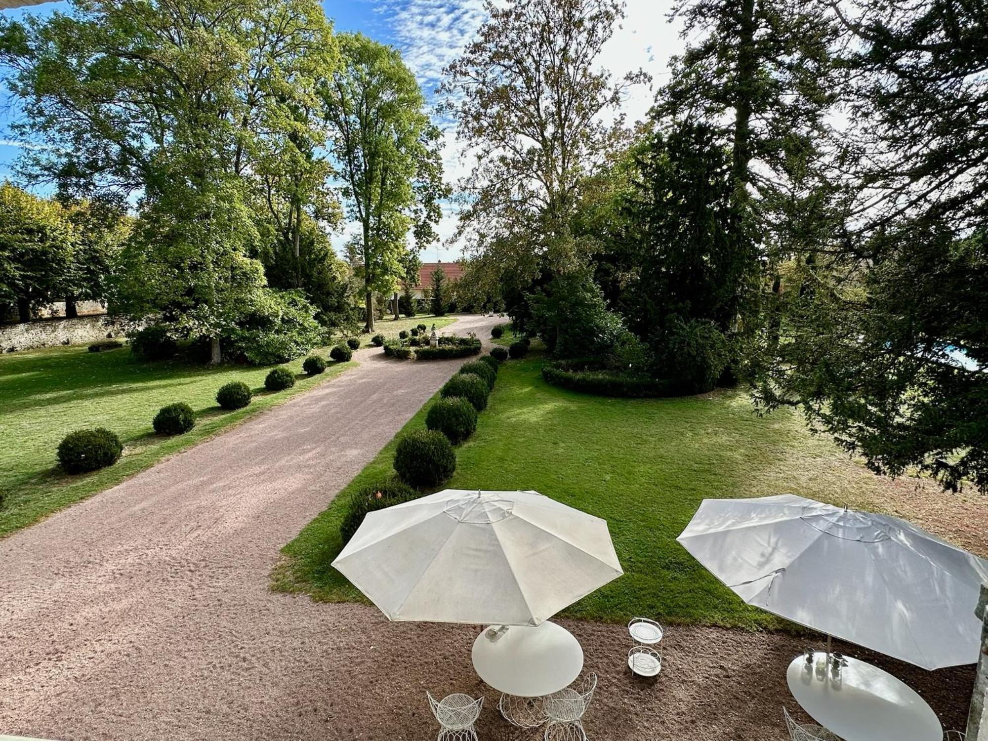 Cote Park Bed & Breakfast Givry  Exterior photo