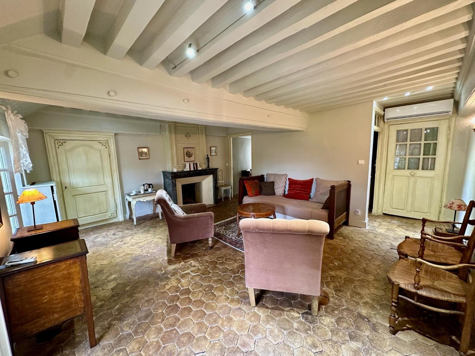 Cote Park Bed & Breakfast Givry  Exterior photo